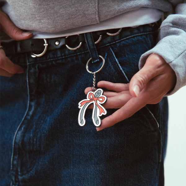 Conan Gray - Wishbone Keychain (Schlüsselanhänger)