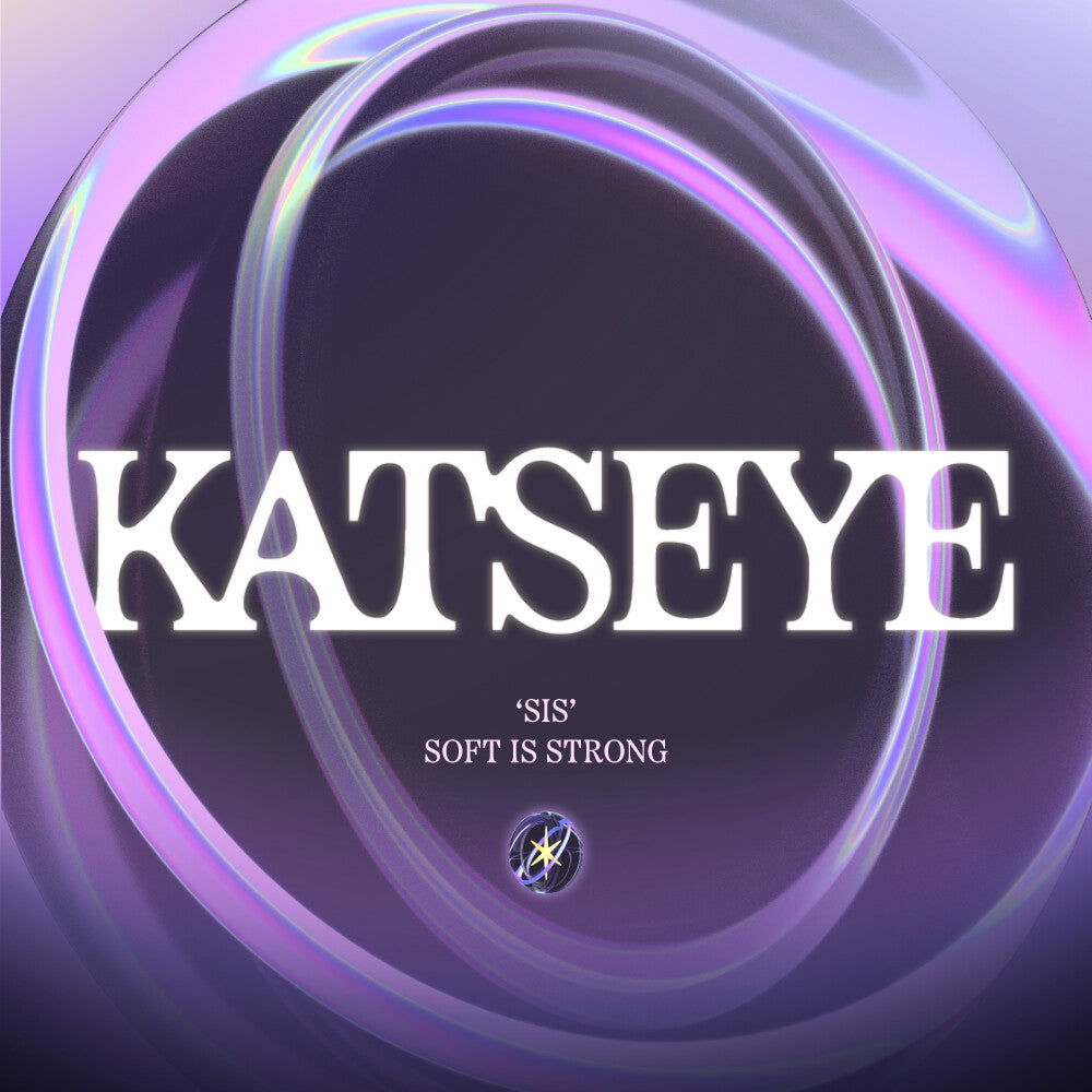 https://images.bravado.de/prod/product-assets/katseye/katseye/products/508775/web/468663/image-thumb__468663__3000x3000_original/KATSEYE-SIS-Soft-Is-Strong-Soft-Ver-CD-Album-508775-468663.4ac6f922.jpg